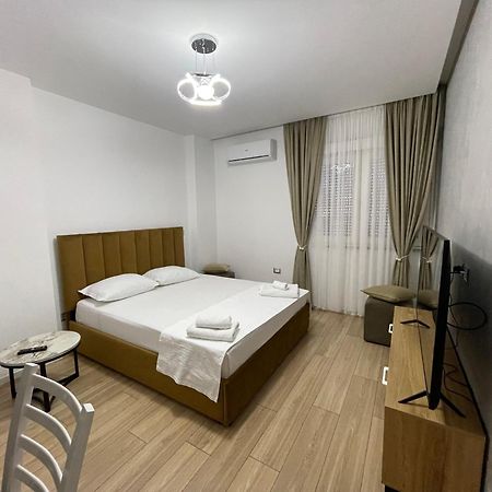 Studio City Center Тирана Екстериор снимка